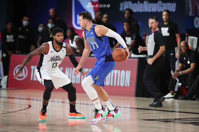 岸在途中调 岸在途中调