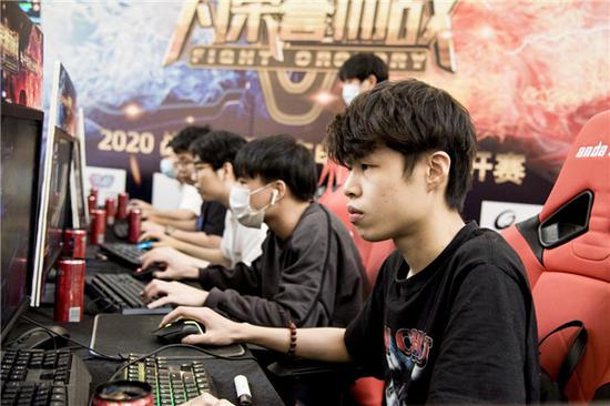 作并不适合 作并不适合