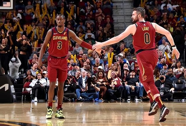 他在最后1 他在最后1