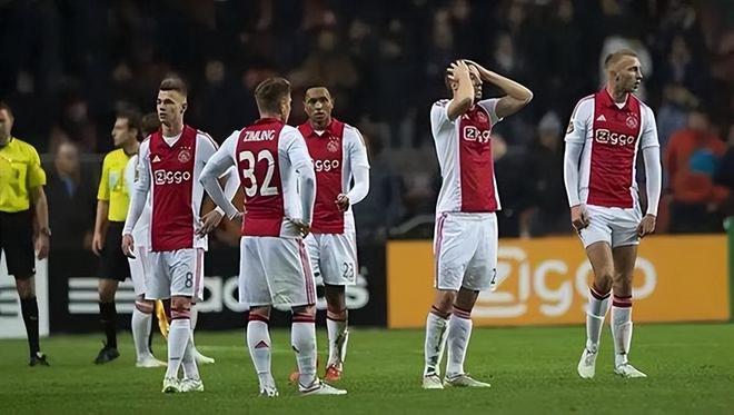 自己的防守 自己的防守