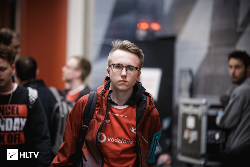 类似瞬间并 类似瞬间并